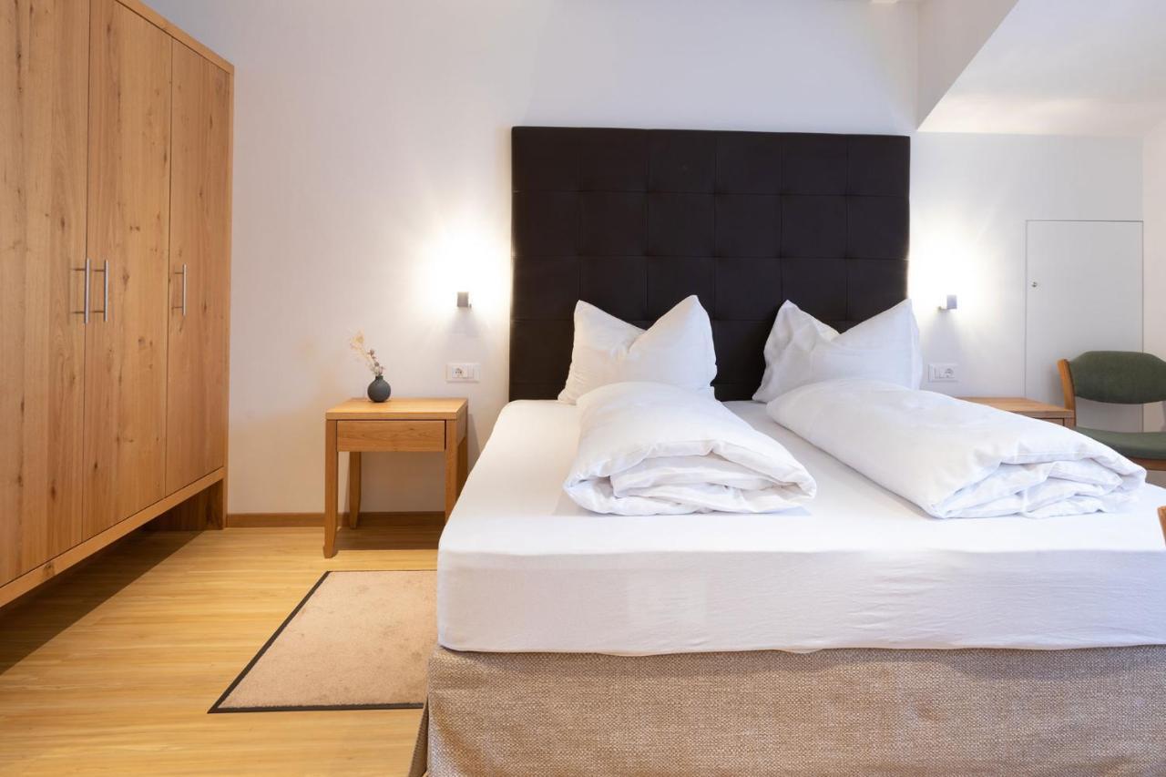 Pension Leimerhof Tirolo Exteriör bild
