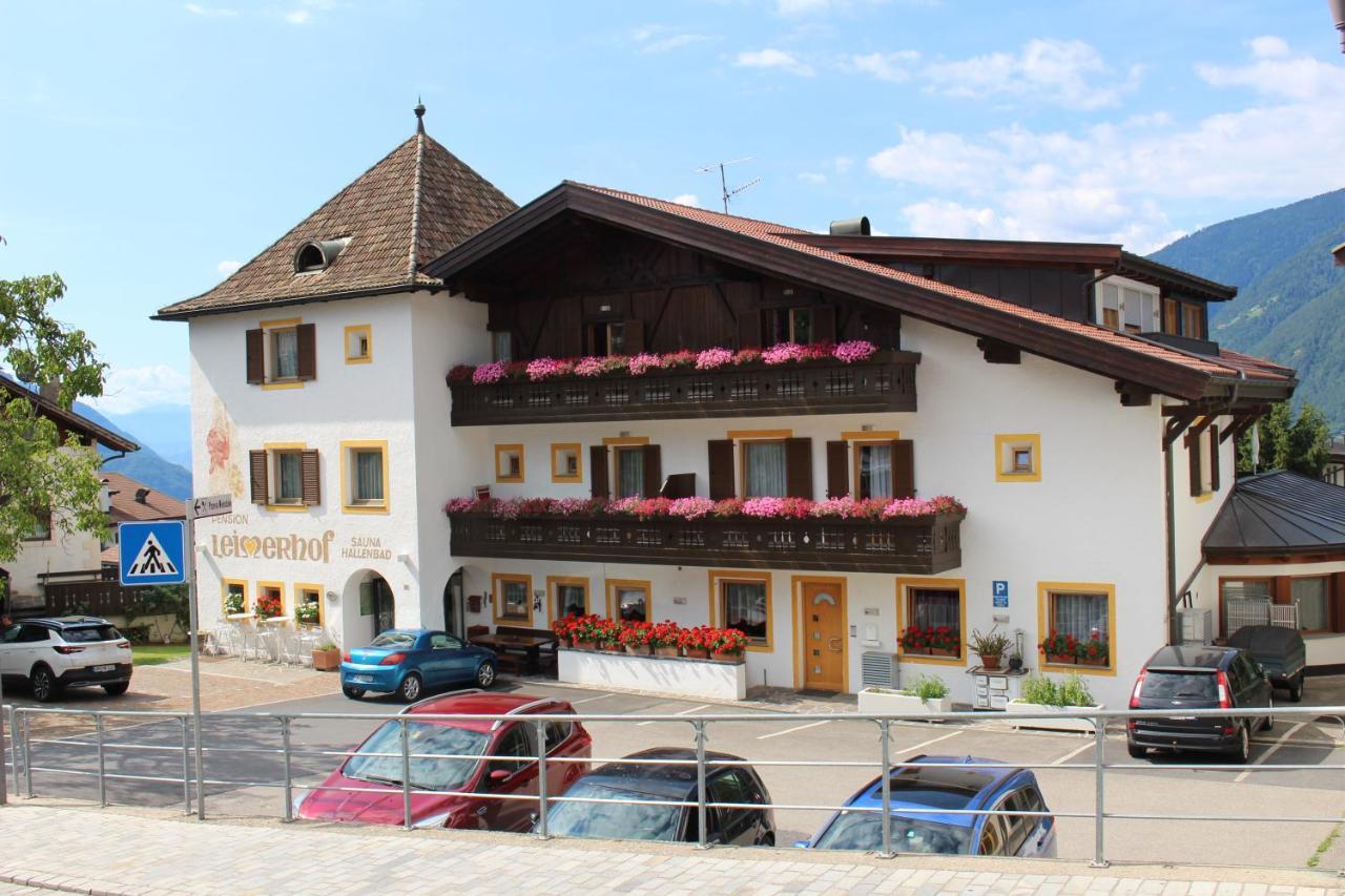 Pension Leimerhof Tirolo Exteriör bild